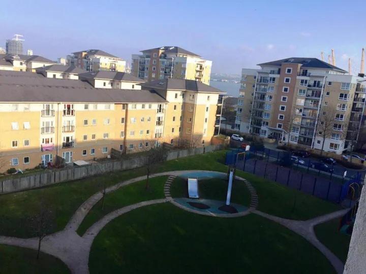 Room 1 Or 2 Ppl Near Excel, O2, Canary Wharf - ロンドン エクステリア 写真
